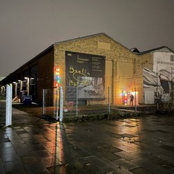 Oberschöneweide - Reinbeck-Hallen mit Foto-Ausstellung