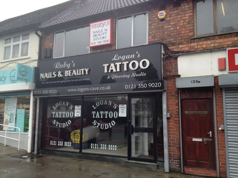 LOGAN’S TATTO & PIERCING STUDIO Updated March 2024 136 Hawthorn