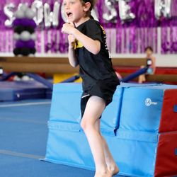 Le Club Gymnastics - Ninja Yellow- showcase of skills!- final stance