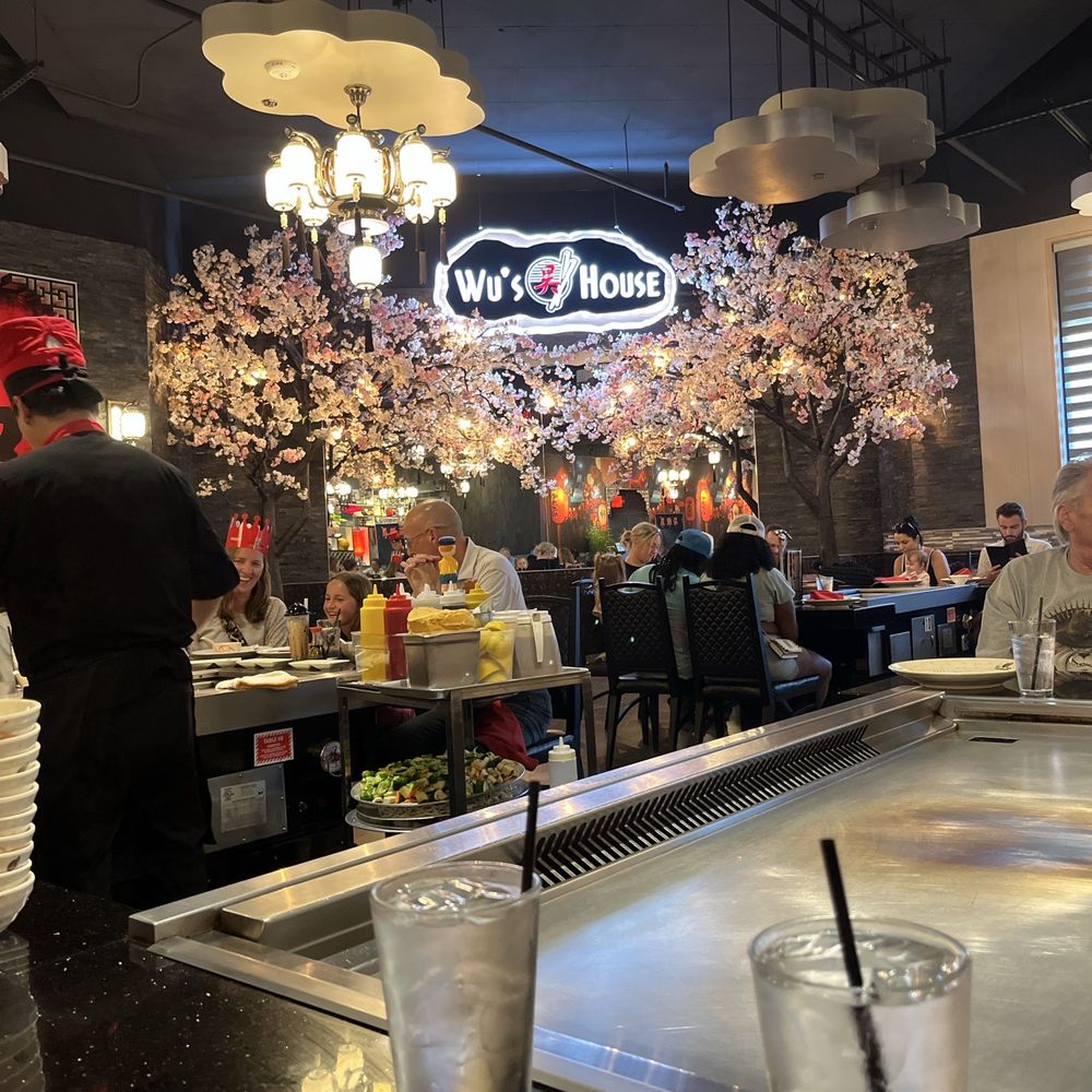 Wu's House - Decor - Sushi Bars Near Me - Naperville, Illinois Wu's House - Decor - Sushi Bars Near Me - Naperville, Illinois