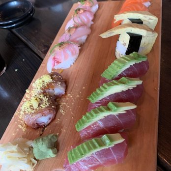 SUSHI DOKKU Japanese Restaurant - Different nigiri - Sushi Bars Near Me - Chicago, Illinois SUSHI DOKKU Japanese Restaurant - Different nigiri - Sushi Bars Near Me - Chicago, Illinois