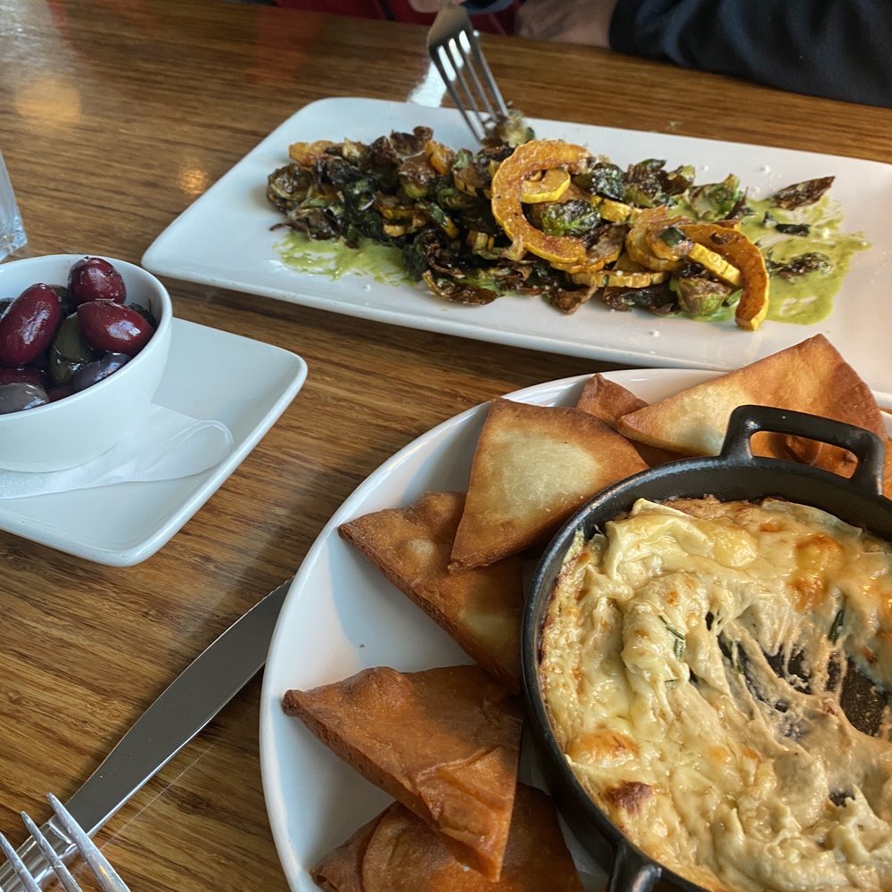 Arms Reach Bistro - Canadian (New) Near Me - North Vancouver, British Columbia Arms Reach Bistro - Canadian (New) Near Me - North Vancouver, British Columbia