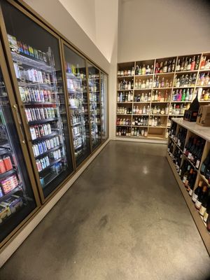 Hi-Lo Liquor Market - Long Beach by null