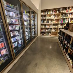 Hi-Lo Liquor Market