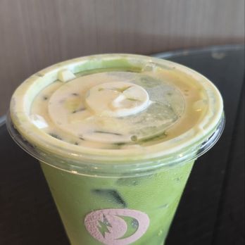 Dayglow - Matcha Einspanner - Coffee & Tea Near Me - Chicago, Illinois