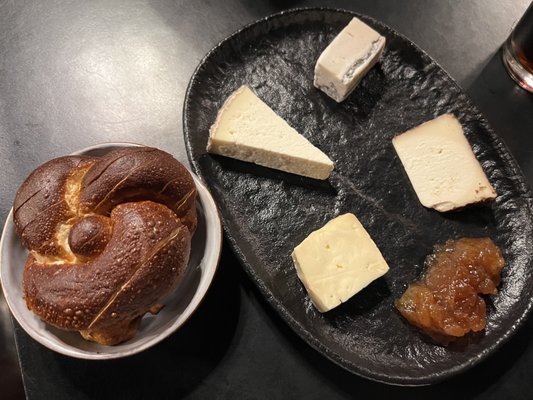 Don't Tell Mama by null