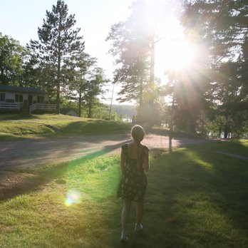 Hanging Horn Lakeside Resort - Golden Hour at Hanging Horn - Hotels Near Me - Moose Lake, Minnesota Hanging Horn Lakeside Resort - Golden Hour at Hanging Horn - Hotels Near Me - Moose Lake, Minnesota