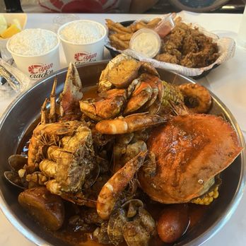 Cajun Crack'n - shrimp, crab and clams - Cajun/Creole Near Me - Vacaville, California Cajun Crack'n - shrimp, crab and clams - Cajun/Creole Near Me - Vacaville, California