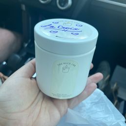 A candled labeled as La Croix.