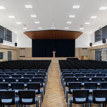 Colfes Leisure Centre - Main hall to hire in Lee, Lewisham. Serving Greenwich, Hither Green, Eltham, Kidbrooke, Blackheath - Recreation Centers Near Me - London, XGL