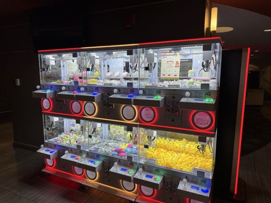 AMC DINE-IN 600 North Michigan 9 by null