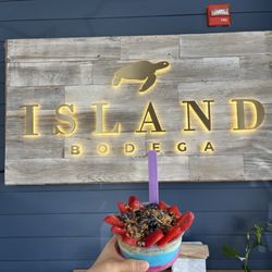Island Bodega - Pitaya, Blue Island, Passionfruit, Chia