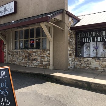 Annabelle's Chocolate Lounge - 4/13/2018:  Exterior. - Desserts Near Me - El Dorado, California