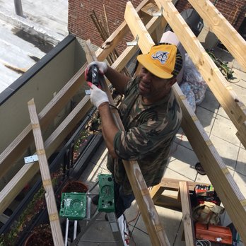 Affordable movers - Guys at work - Movers Near Me Affordable movers - Guys at work - Movers Near Me