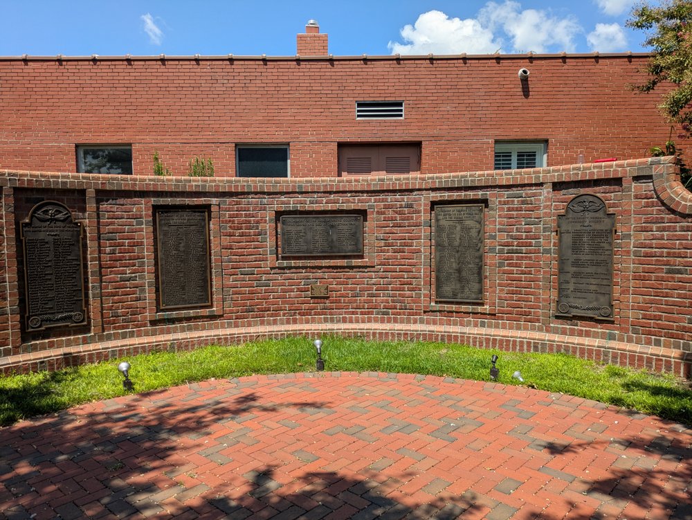 Veterans Memorial Park Image