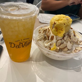 Da Vien Coffee - Durian bingsoo Lychee jasmine tea - Desserts Near Me - Westminster, California