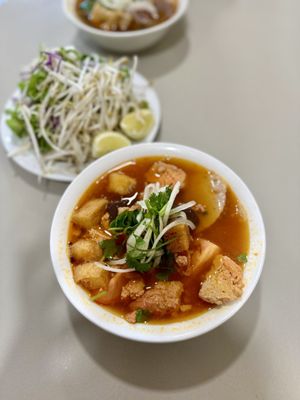 Mien Trung Restaurant by null