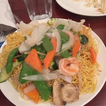 Sun Wah Bar-B-Que - seafood combo egg noodles - Barbeque Near Me - Chicago, Illinois Sun Wah Bar-B-Que - seafood combo egg noodles - Barbeque Near Me - Chicago, Illinois