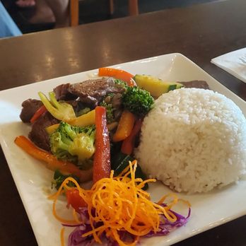 Sky Bar Steak and Sushi - Steak Teriyaki with veggies and rice. - Sushi Bars Near Me - Galveston, Texas Sky Bar Steak and Sushi - Steak Teriyaki with veggies and rice. - Sushi Bars Near Me - Galveston, Texas