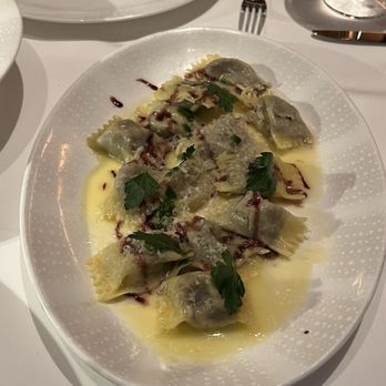 Pisces - Mediterranean Near Me - Las Vegas, Nevada