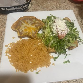Los Primo’s Mexican Restaurant - Chicken flautas. Side of beans in a small tortilla cup. - Mexican Near Me - Merrimack, New Hampshire Los Primo’s Mexican Restaurant - Chicken flautas. Side of beans in a small tortilla cup. - Mexican Near Me - Merrimack, New Hampshire
