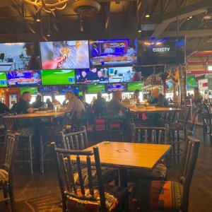 TWIN PEAKS - 89 Photos & 67 Reviews - 3120 S Hwy 161, Grand Prairie, TX - Menu - Yelp