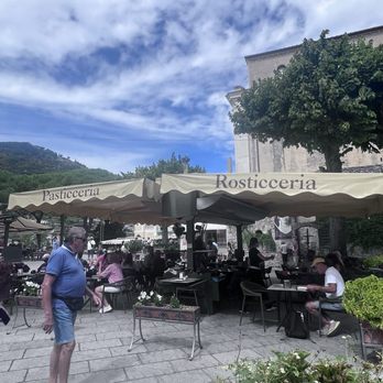 Amalfi Coast - Hotels Near Me - Amalfi, SA