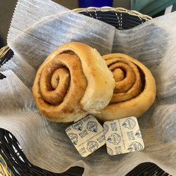 Mackie's Family Restaurant - Nice Rolls!