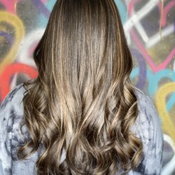 Love Bomb Beauty - Dimensional brunette