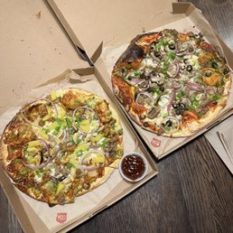 Build your own MOD pizzas