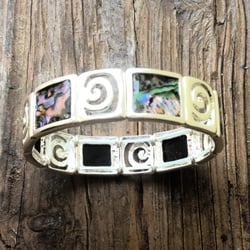 Grassroots - Fashion jewelry