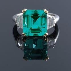 Len Larson Jewelry Company - Exquisitely designed and hand crafted jewelry with natural gemstones.
