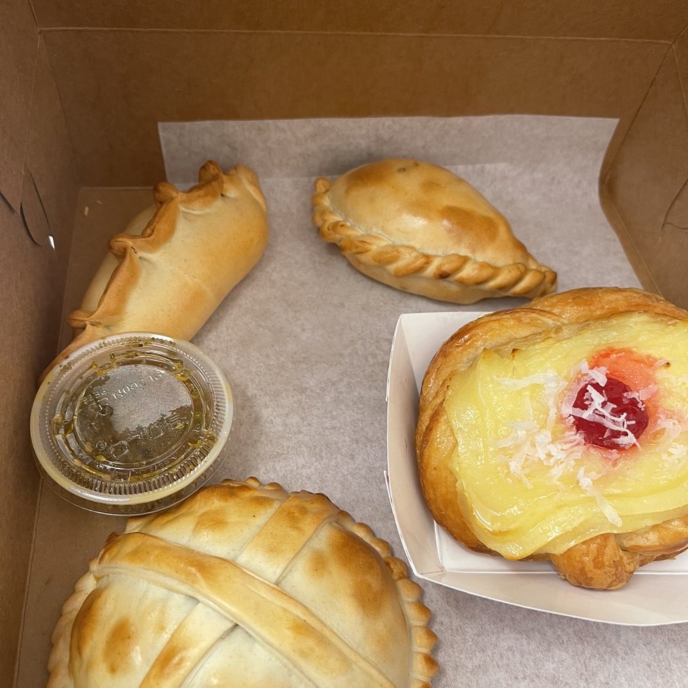 Di Gennaro Bakery - Steak Empanada, Chicken Empanada - Bakeries Near Me - Richmond, Virginia Di Gennaro Bakery - Steak Empanada, Chicken Empanada - Bakeries Near Me - Richmond, Virginia