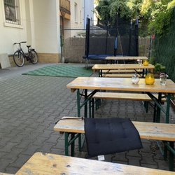 Jeepney - Shady outdoor seating in the back (something that is hard to find in this neighborhood).