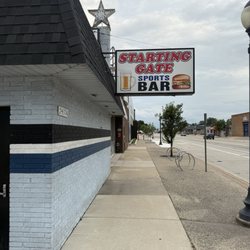 Charles's Starting Gate Bar