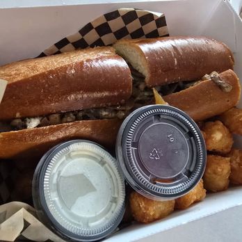 Dinner House - Cheesesteak + mushrooms - Beer Bar Near Me - Oakland, California