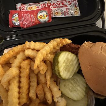DAVE’S HOT CHICKEN - Updated February 2026 - 297 Photos & 221 Reviews ...
