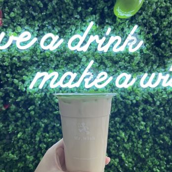 Mr. Wish - Oolong Milk Tea~ - Bubble Tea Near Me - Herndon, Virginia