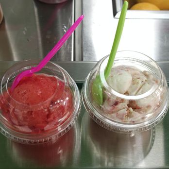 La Michoacana Premium - Watermelon and cheesecake scoop - Ice Cream & Frozen Yogurt Near Me - Montebello, California