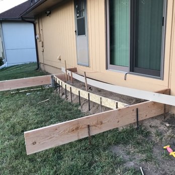 Topeka's Affordable Lawn Care - how to build a raised garden bed - Lawn Services Near Me - Topeka, Kansas Topeka's Affordable Lawn Care - how to build a raised garden bed - Lawn Services Near Me - Topeka, Kansas