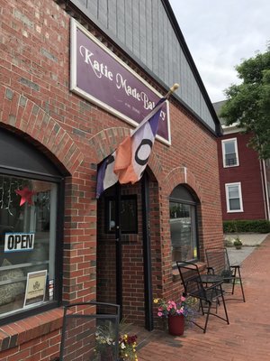 Katie Made Bakery by null