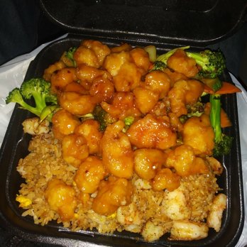 hana teppanyaki - Sesame Chicken + Shrimp fried rice ! Delicious! - Japanese Near Me - Compton, California hana teppanyaki - Sesame Chicken + Shrimp fried rice ! Delicious! - Japanese Near Me - Compton, California