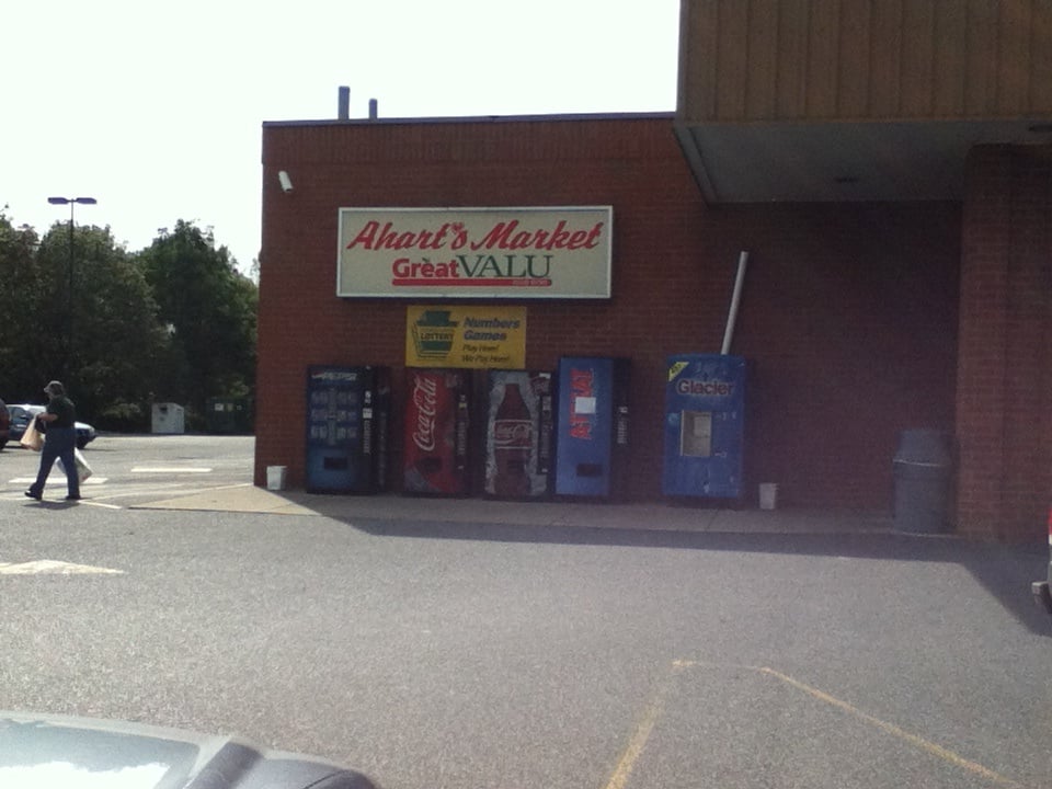 AHART’S MARKET Updated September 2024 11 Reviews 326 S Walnut St