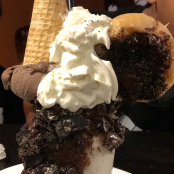 Poop Cafe - Desserts Near Me - Toronto, Ontario
