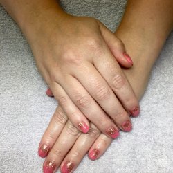 Ventura Nails