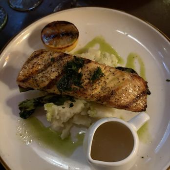 Lillie's Victorian Establishment - salmon - Bars Near Me - New York, New York Lillie's Victorian Establishment - salmon - Bars Near Me - New York, New York