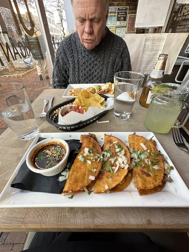 Social spots from Urbano Mexican Kitchen & Bar