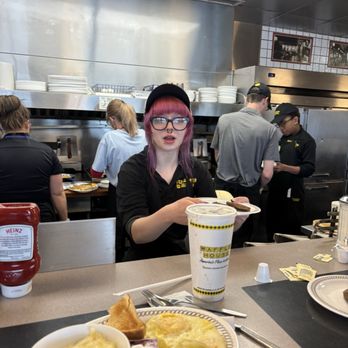 Waffle House - Lilith was kind and friendly and an amazing server! - Breakfast & Brunch Near Me - Oak Ridge, Tennessee