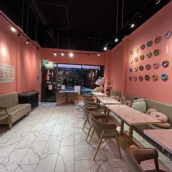 Yumm Mochi - Dining area - Donuts Near Me - Seattle, Washington Yumm Mochi - Dining area - Donuts Near Me - Seattle, Washington