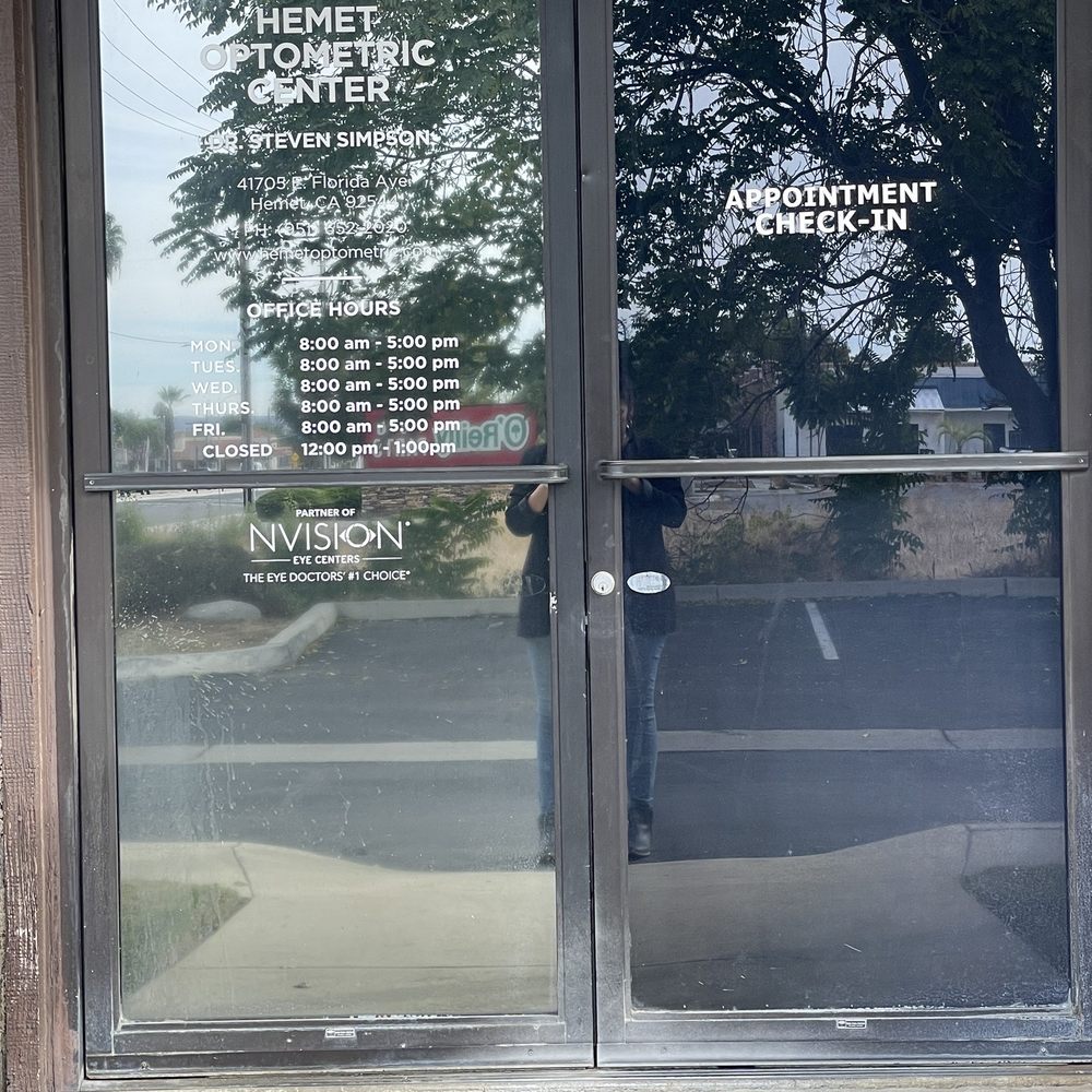 Hemet Optometric Center - Entrance - Optometrists Near Me - Hemet, California Hemet Optometric Center - Entrance - Optometrists Near Me - Hemet, California